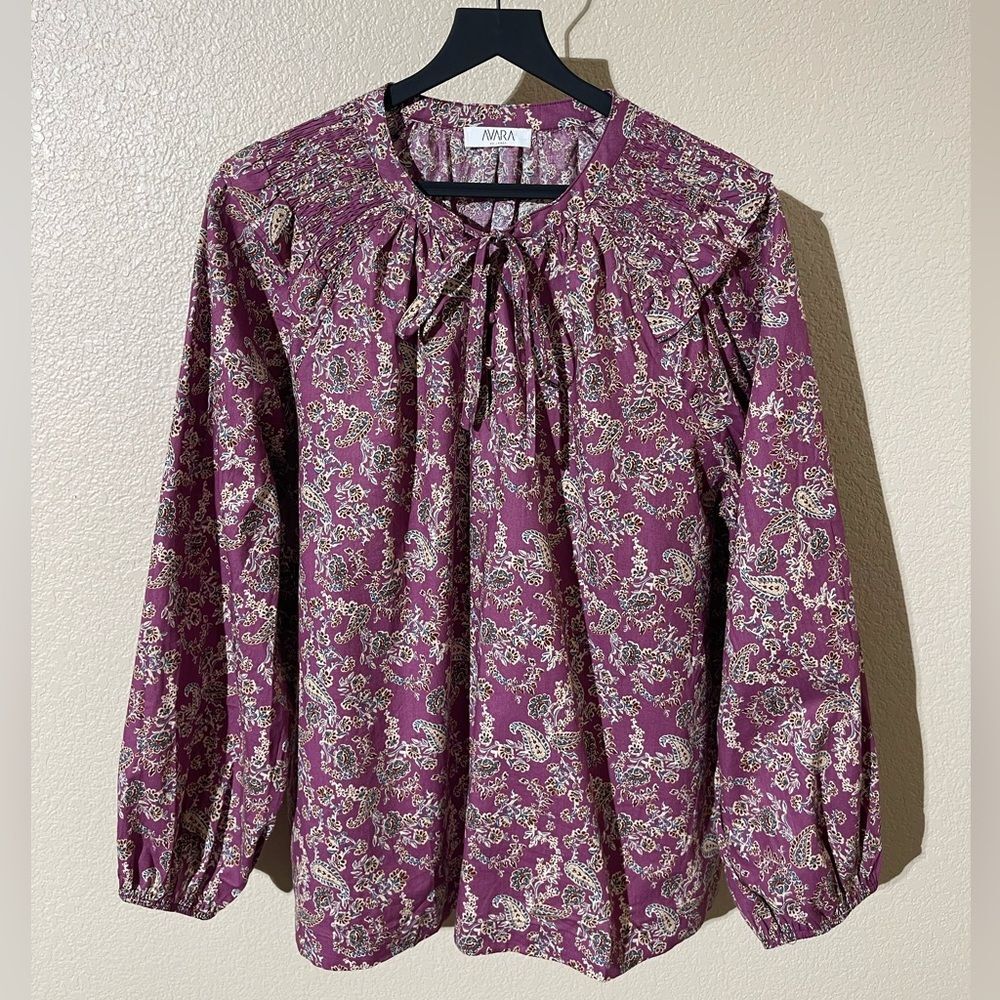 Avara Elegant Floral Long Sleeve Blouse